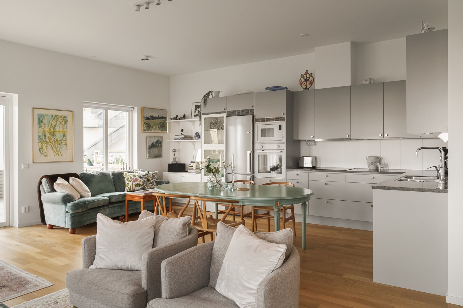 Trivsam öppen planlösning