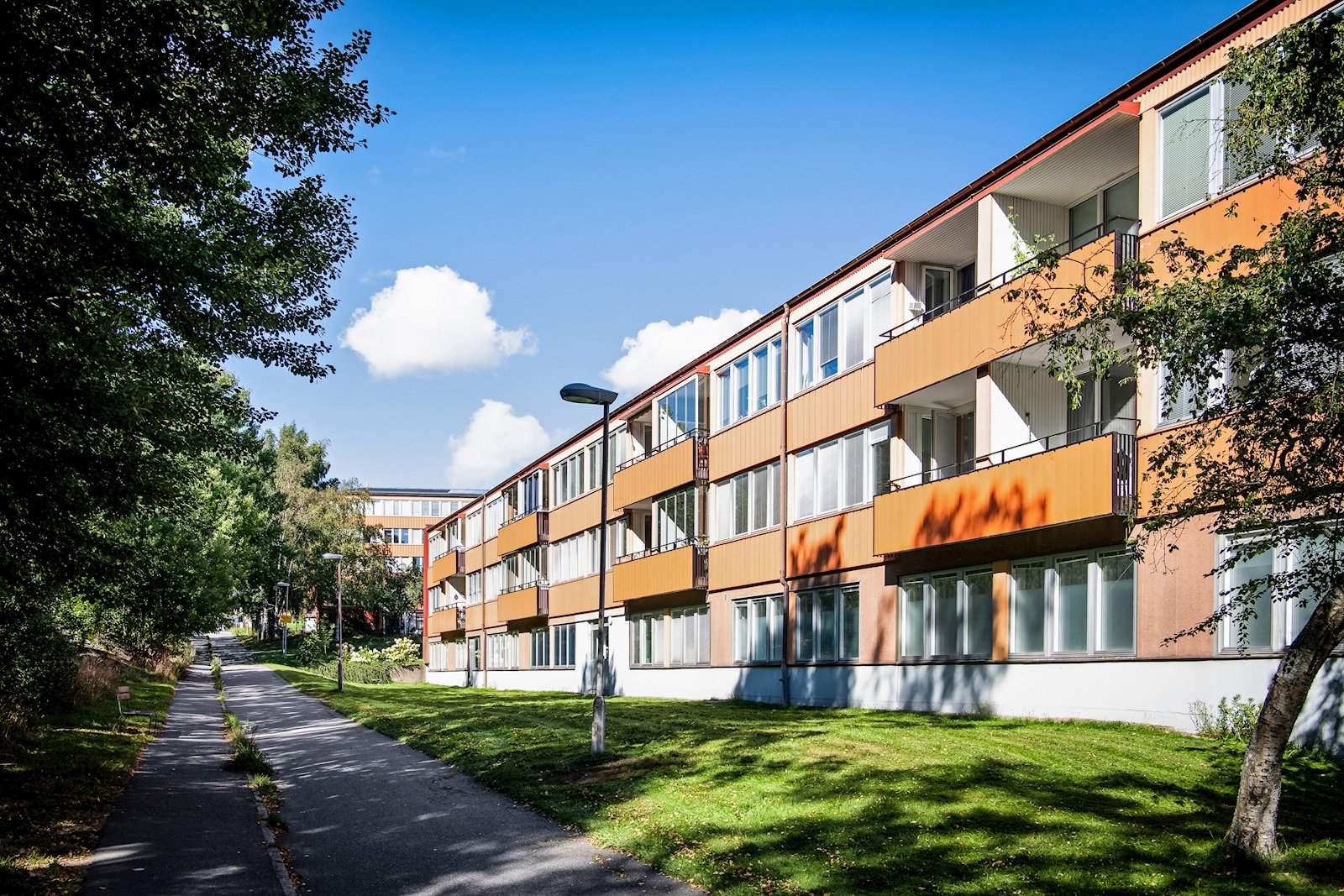 Varmt välkomna att bo och trivas på populära Konsertgatan 13...