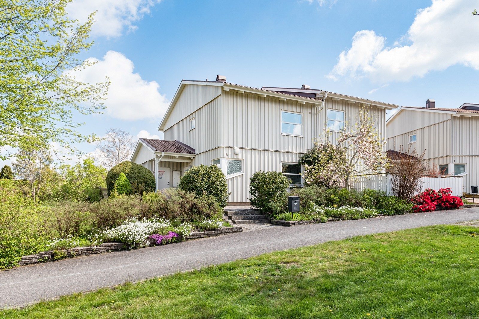 Bostadsrätt i två plan med villakänsla