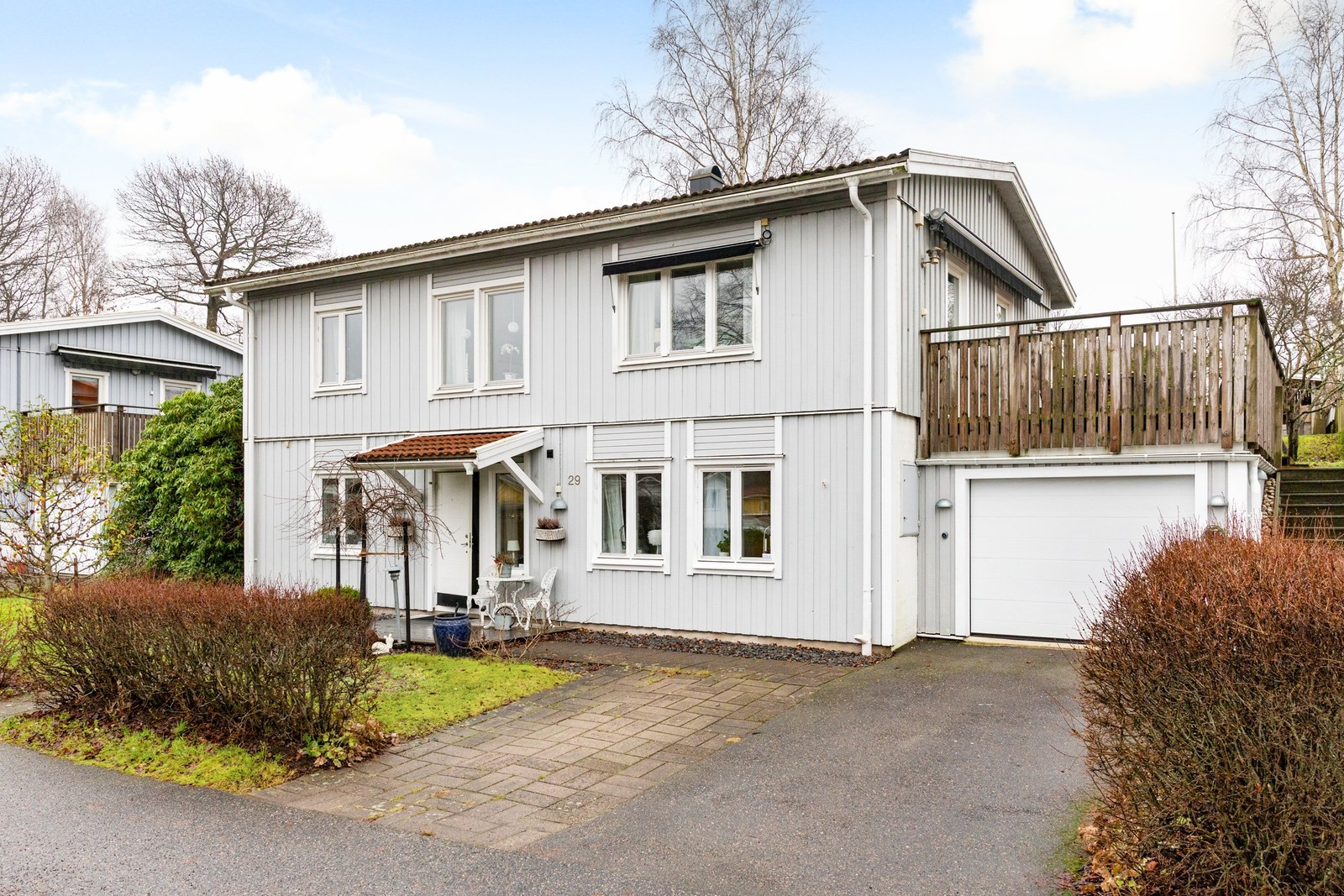 Välkomna till omtyckta och barnvänliga Presse och till detta trivsamma fristående hus