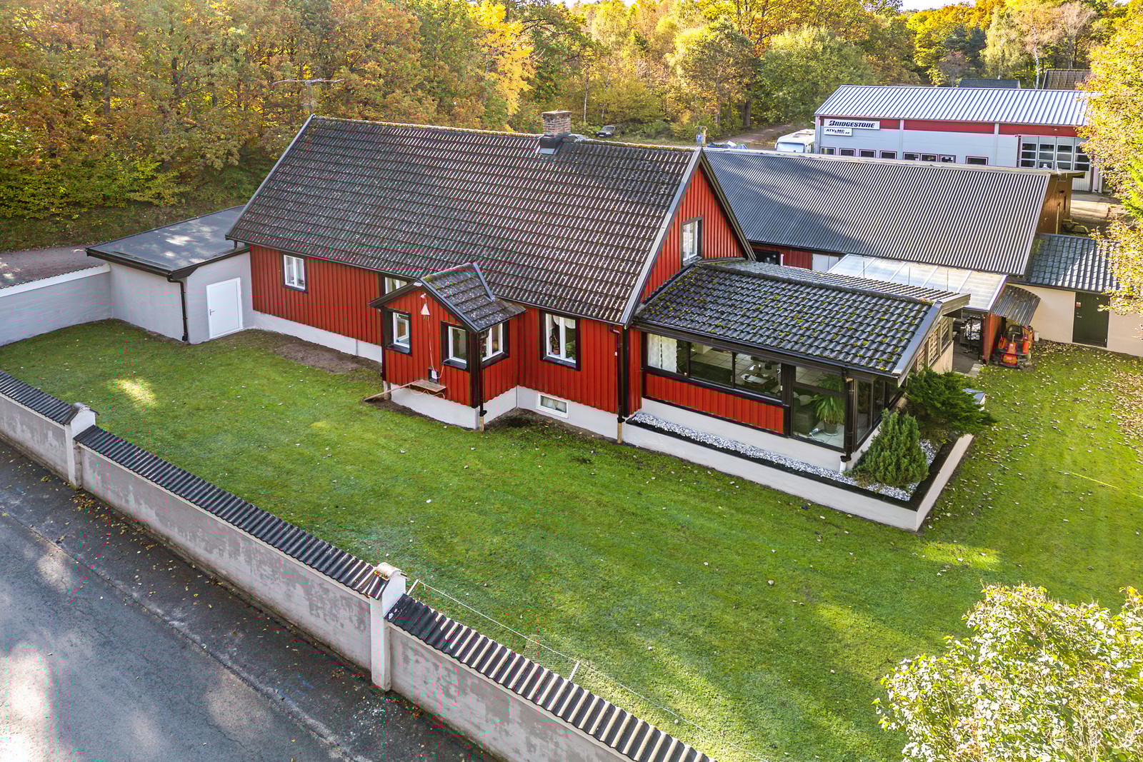 Baksidan med det inbyggda uterummet