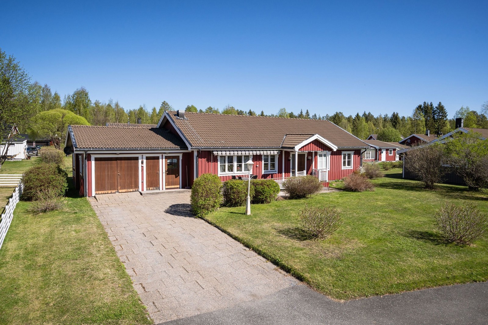 Trevlig framsida med söderläge