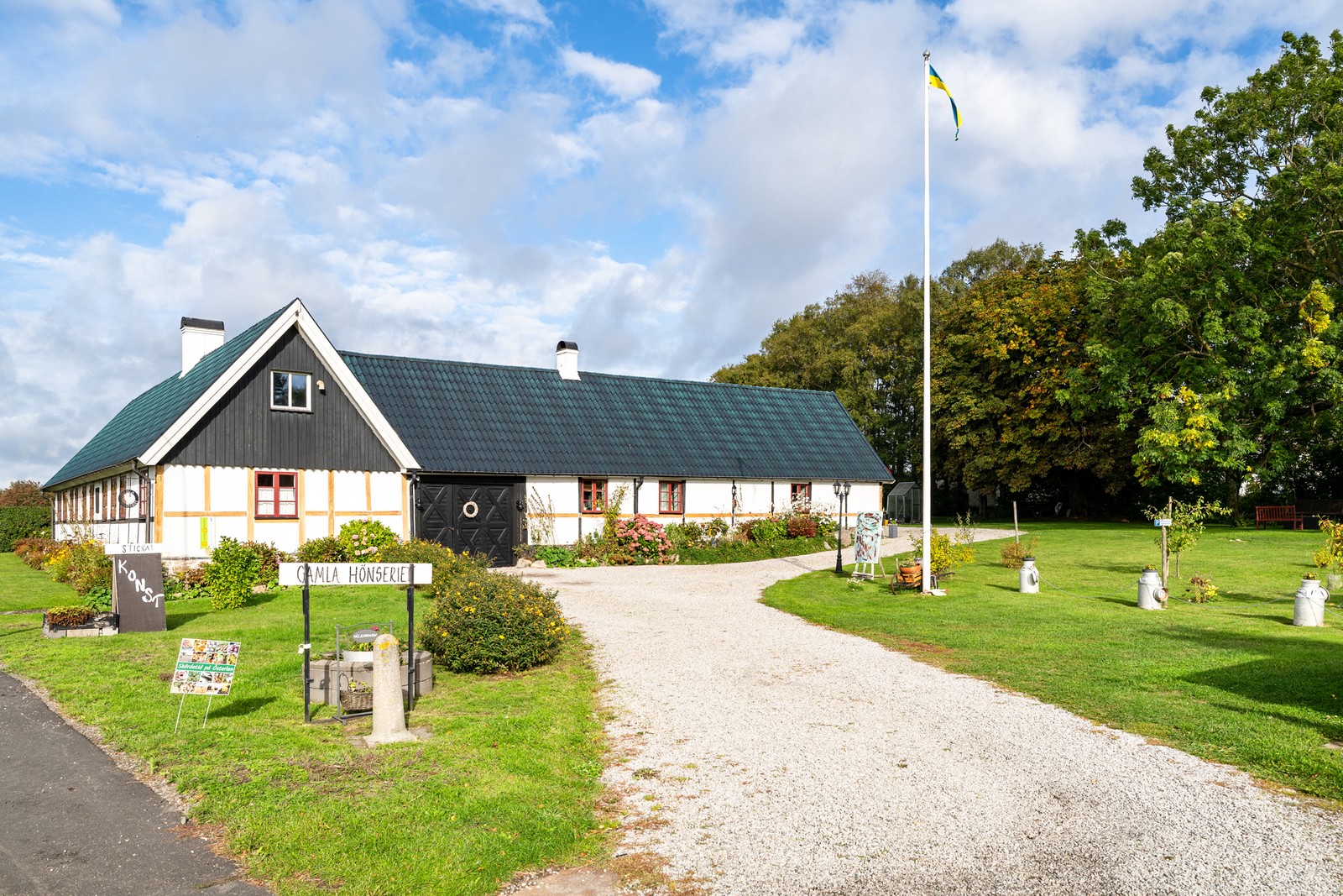 Välkommen i till "Gamla Hönseriet"