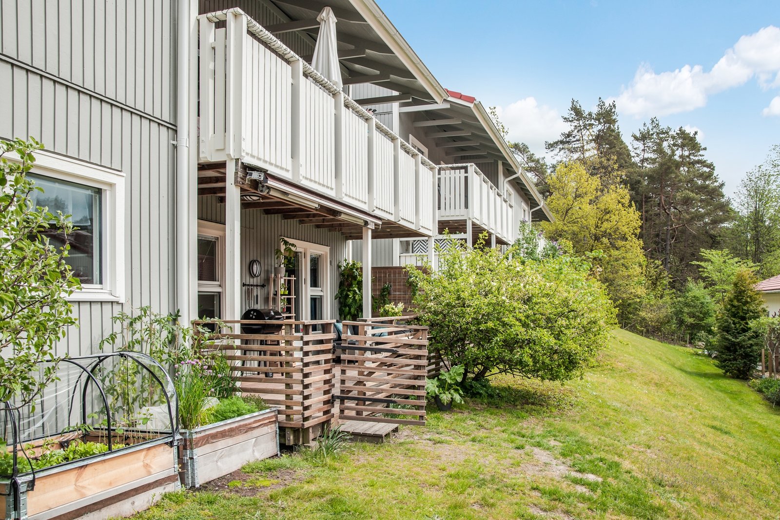 Välkomna till en bostad med villakänsla