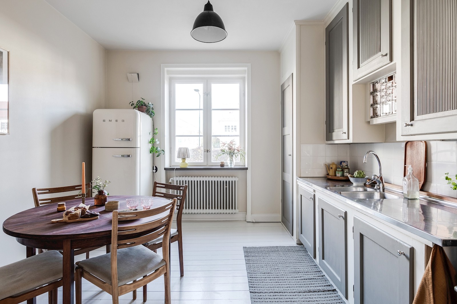 Varsamt renoverat originalkök