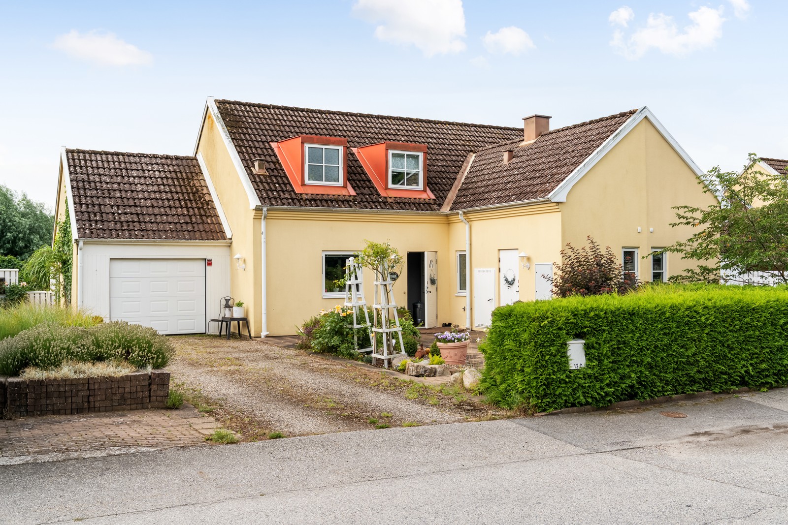 Välskött hus i genomgående bra skick