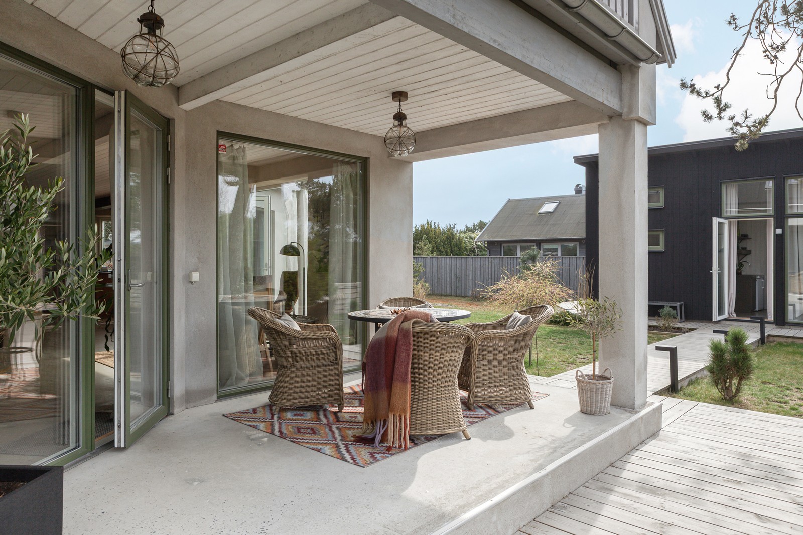 Välkomna till Dockrosvägen 11B - Unik, vackert och havsnära