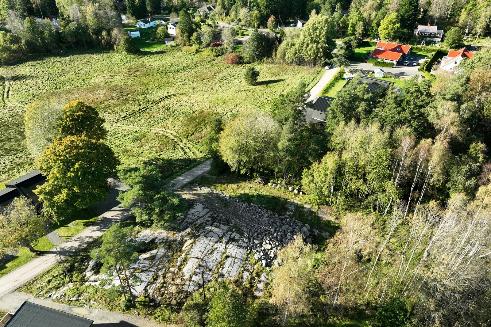 Lättbebyggd tomt centralt i Olstorp