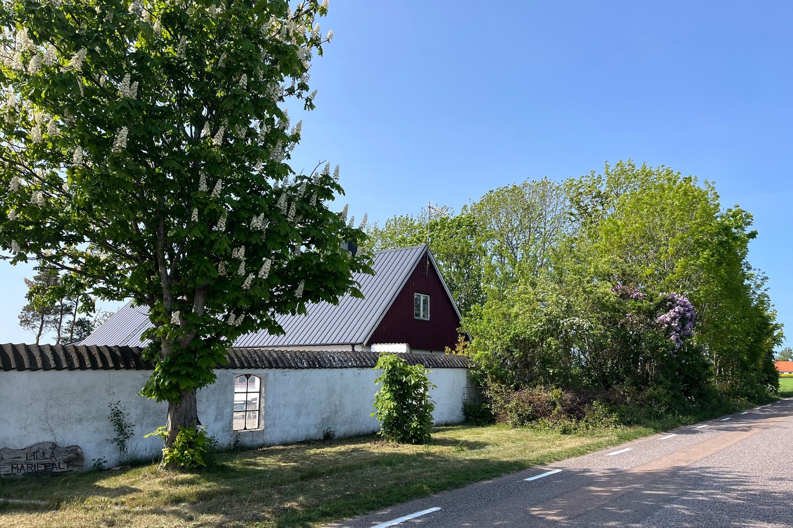 Gården från Hörtevägen