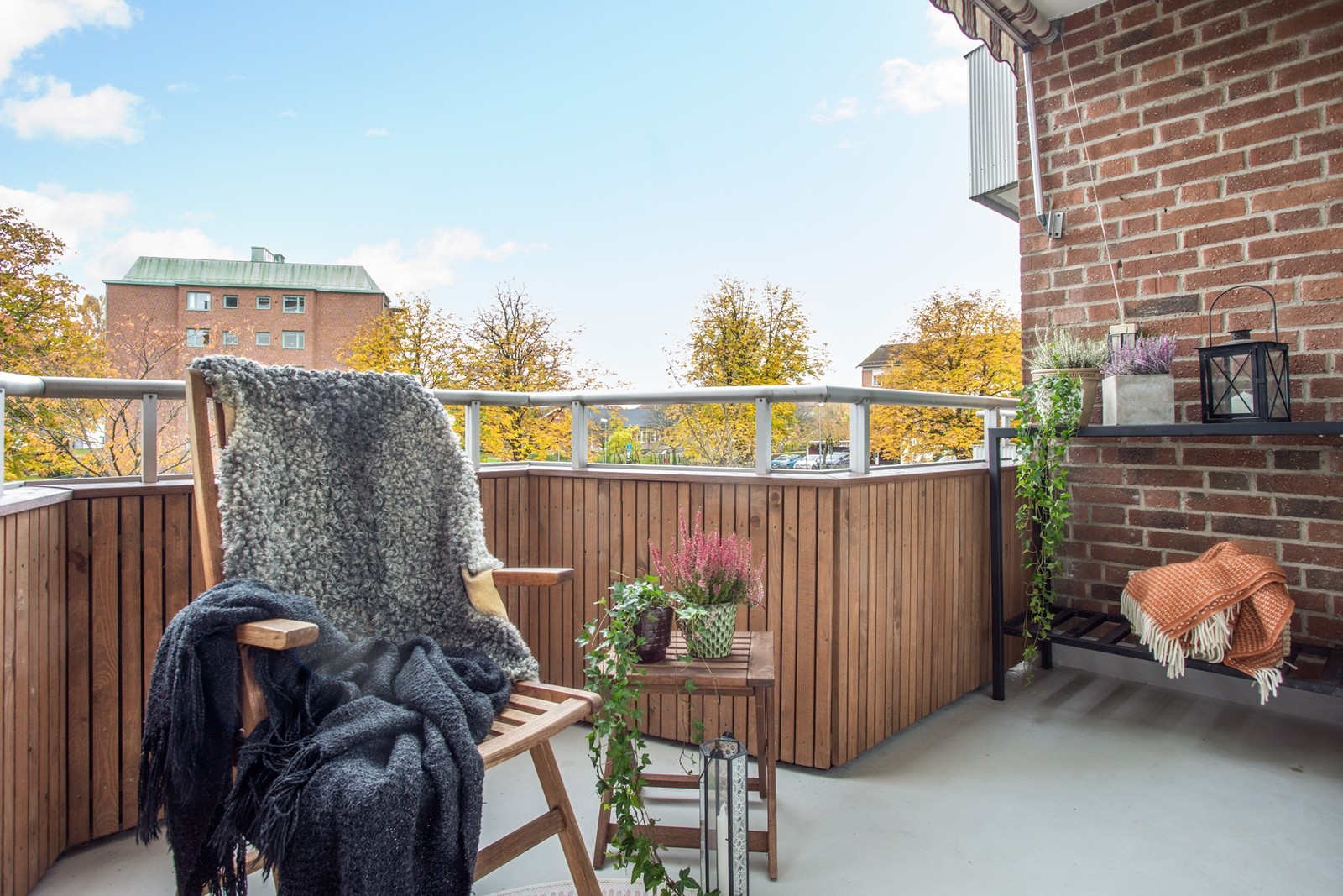 Välkomna till denna fina trea i populära Bosgården