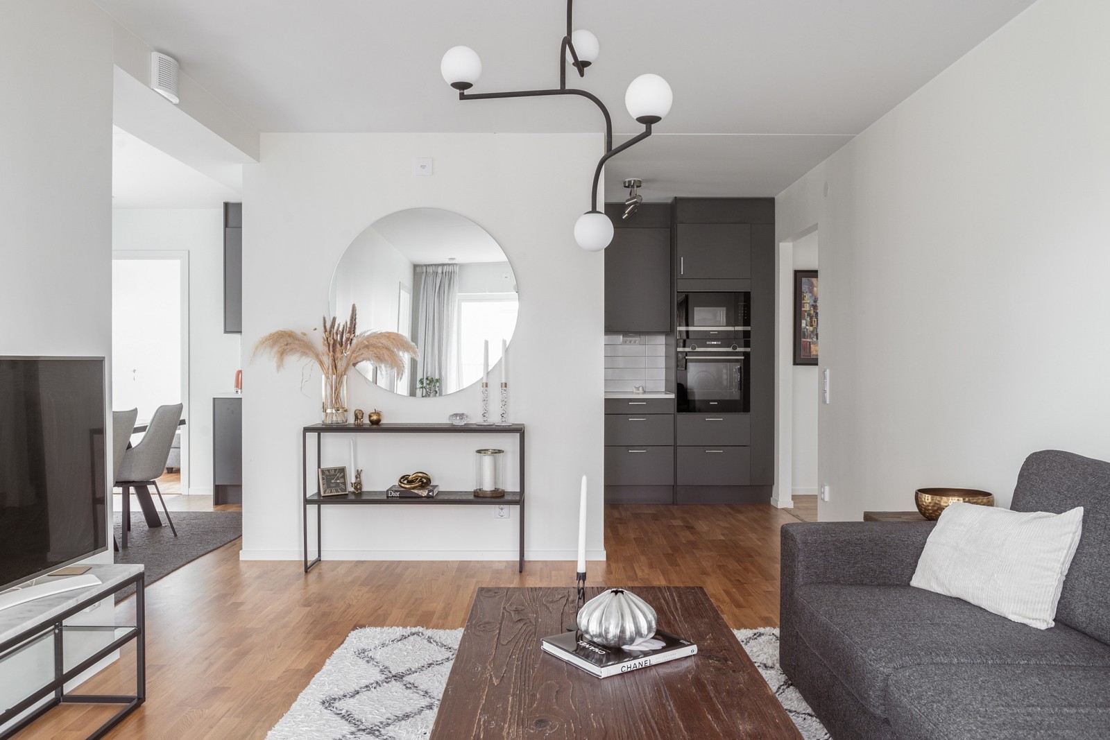 Välkommen till Hedtångsvägen 25.