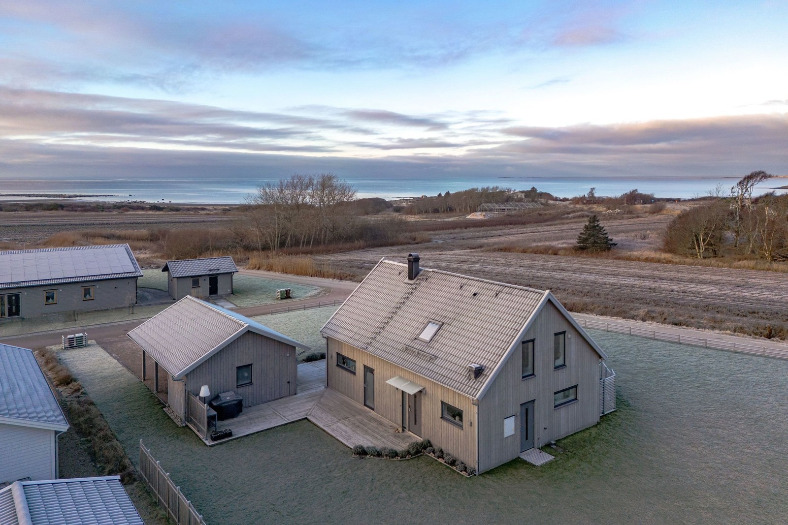 Fantastisk havsutsikt och kvällssol!