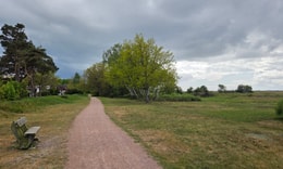 Drottning Adeles väg 9