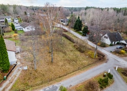 Grödby 2:186, bredvid Trollstalundsvägen 9