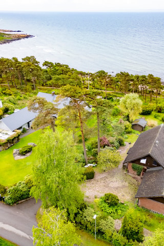 Strandvilla på högt  & spektakulärt läge  med panoramautsikt över havet