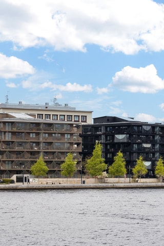 Närhet till Atollen och "Bryggan" .