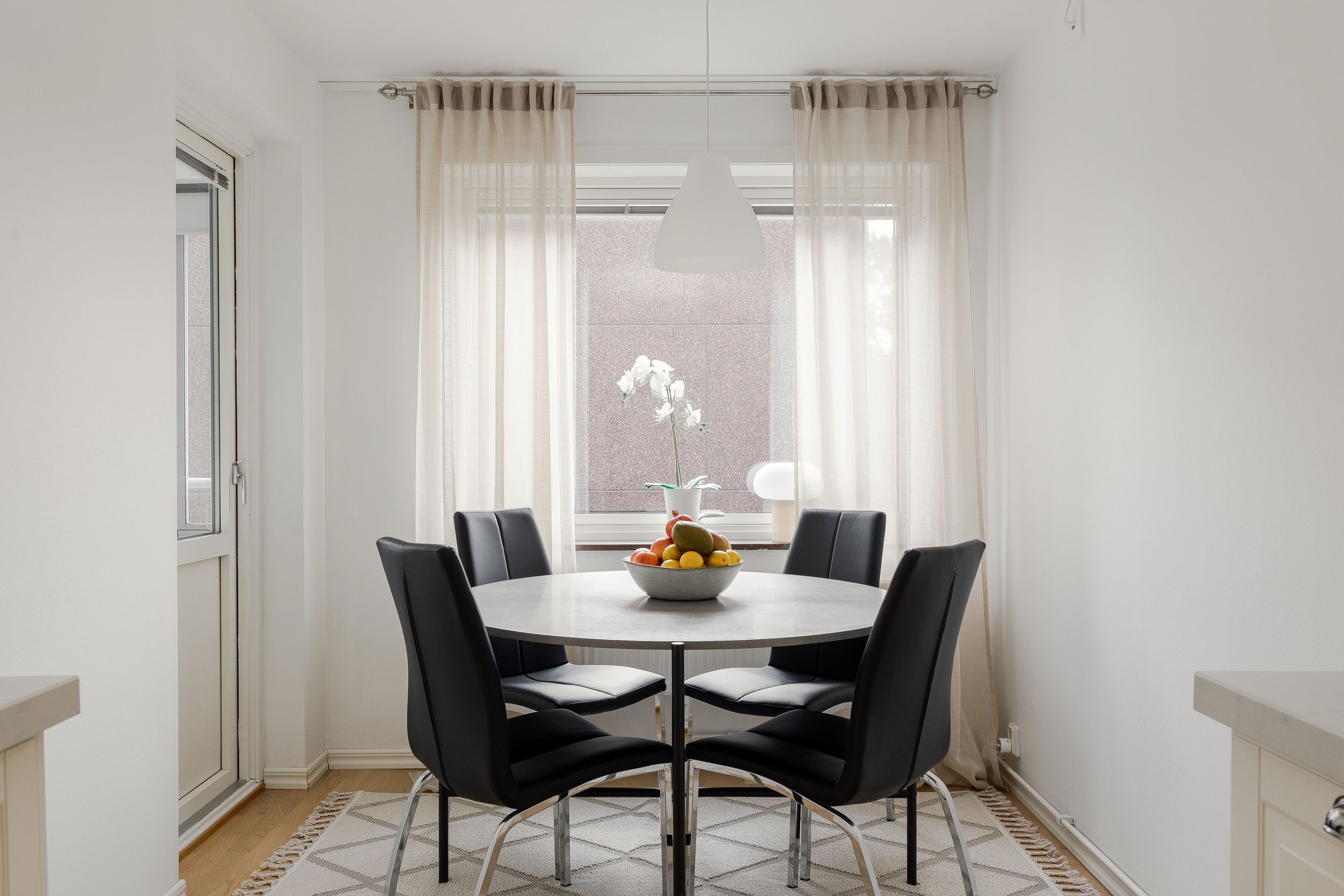 Bild 2 från Bjurfors