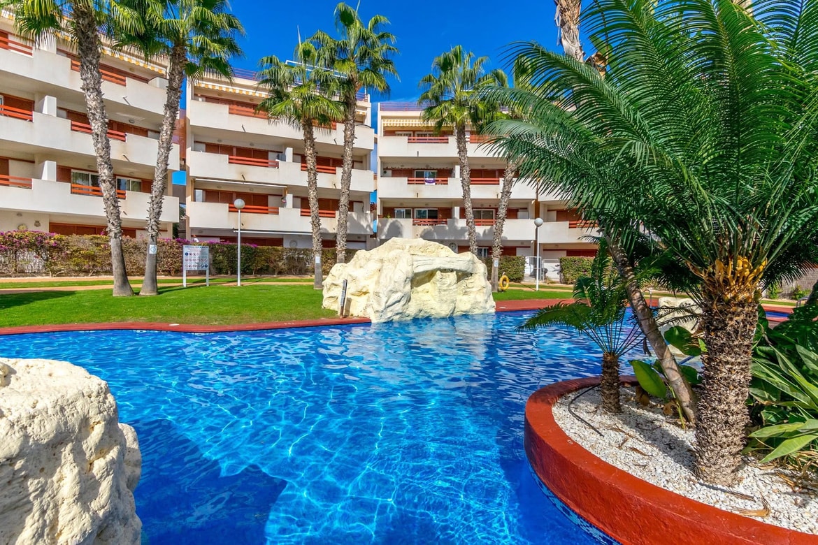 C/ Sta Rita - Res. El Rincon, Playa Flamenca, Orihuela Costa — Bjurfors