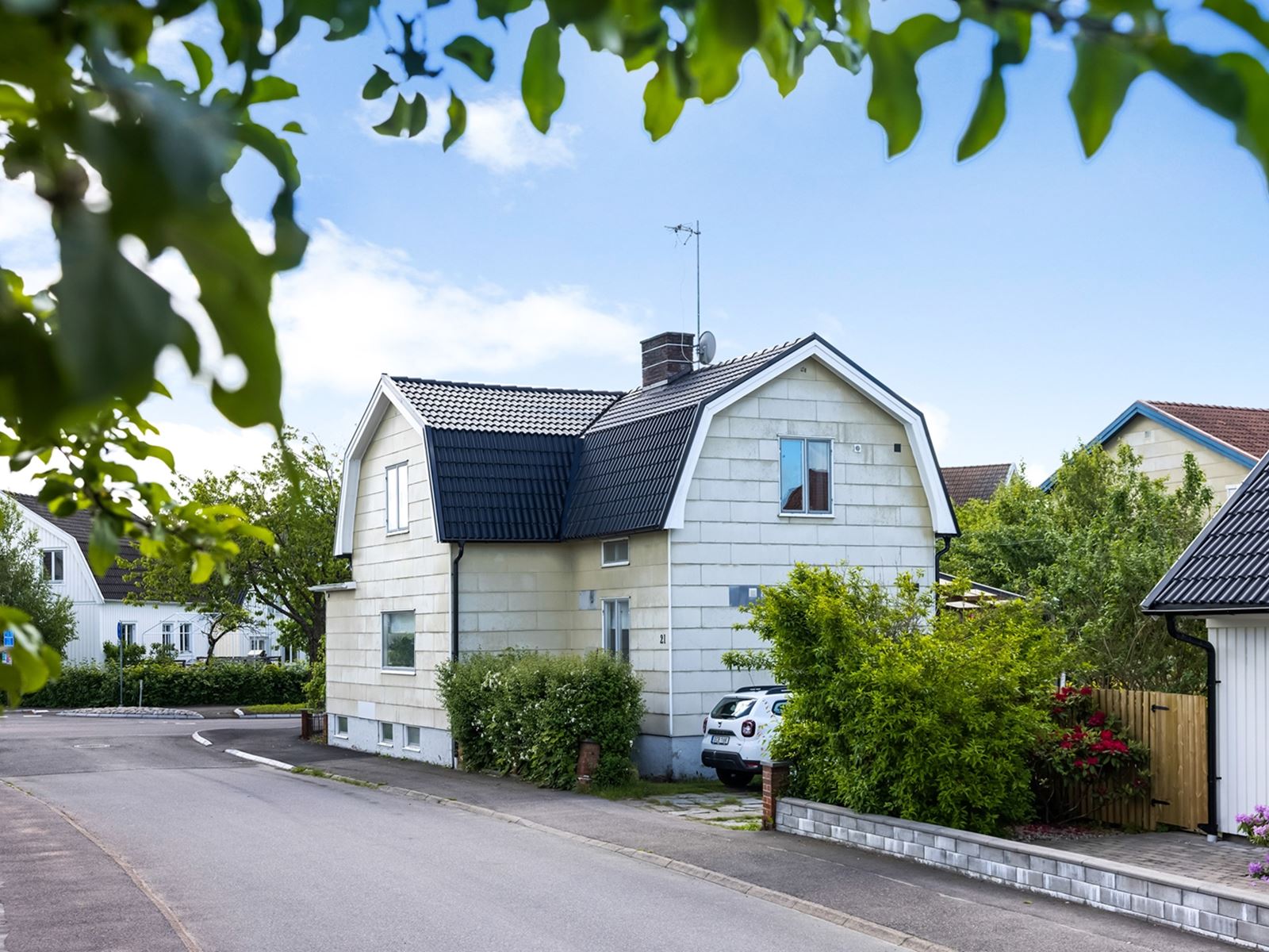 Väldisponerad 20-talsvilla med tak från 2017. Ringgatan 21 - Bjurfors