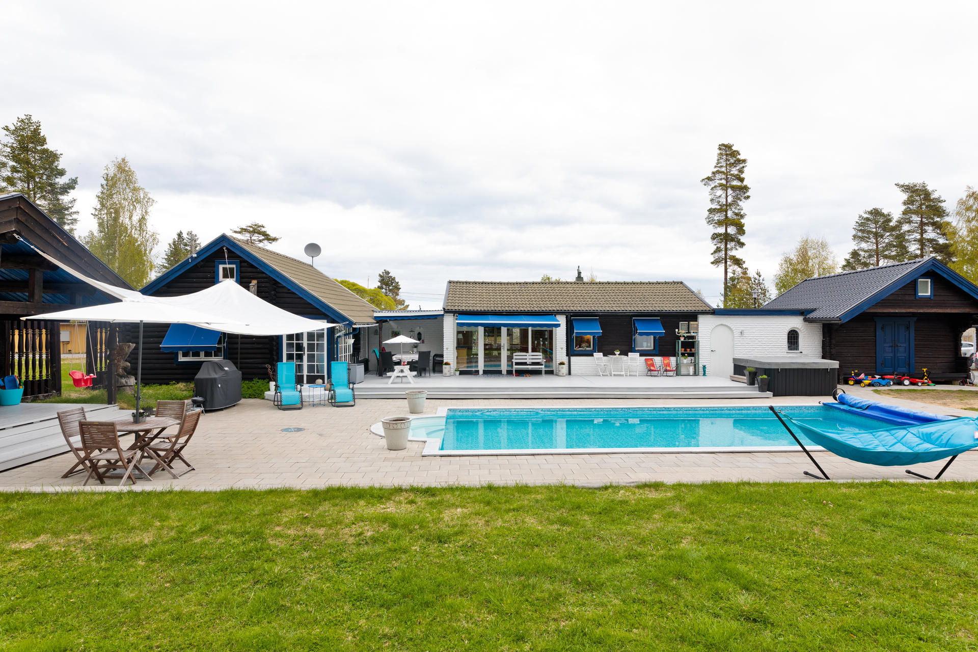 Villa, 3 rum, 135 m² i Boviksbadet