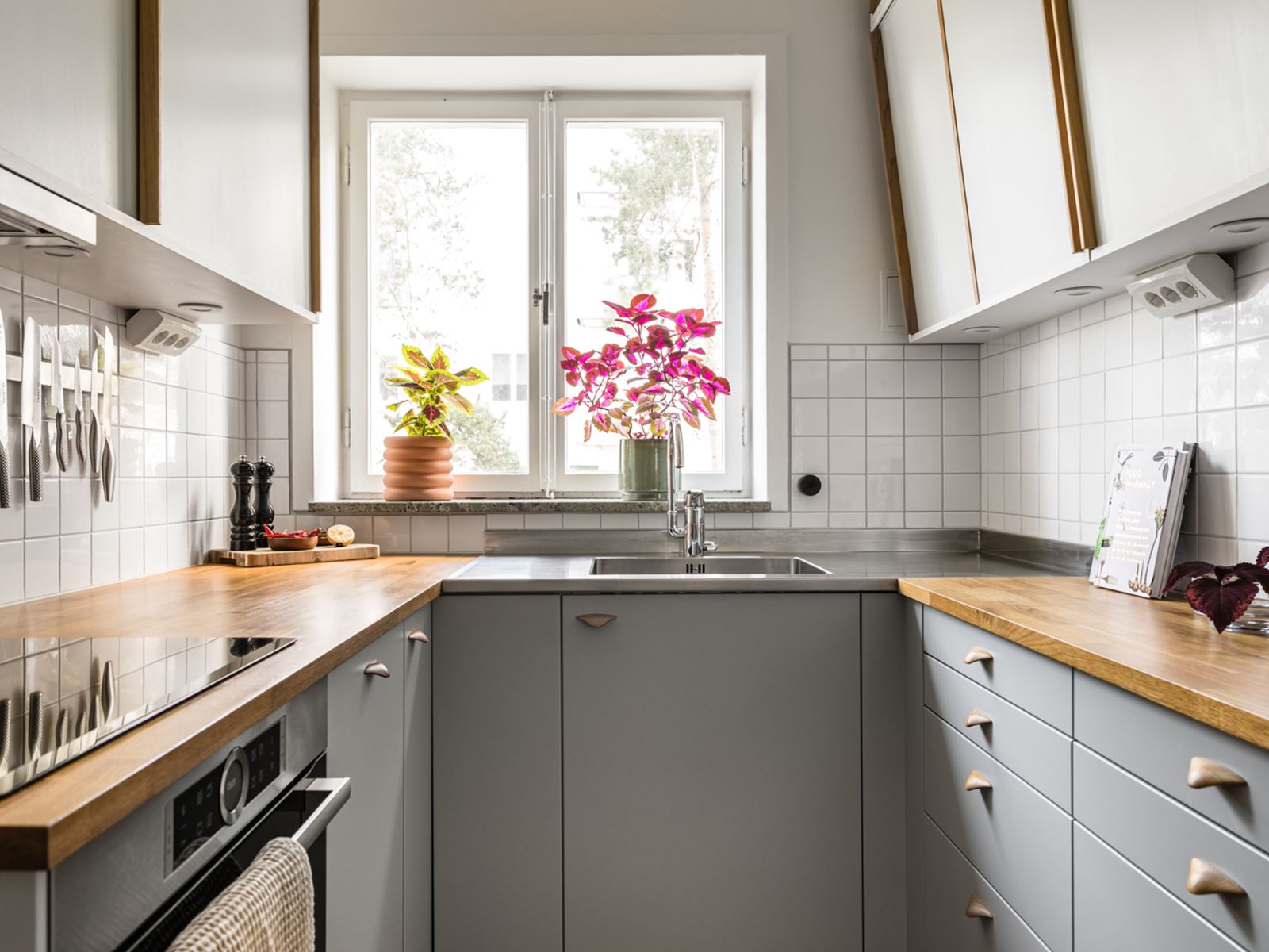 Stilrent renoverat kök (2018). Alingsåsvägen 16 - Bjurfors