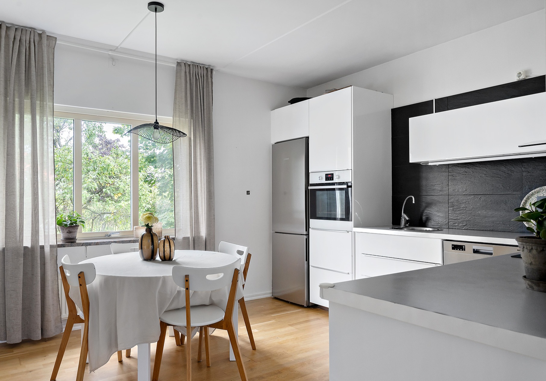 Lägenhet, 3 rum, 84 m² i Centralt - Väster