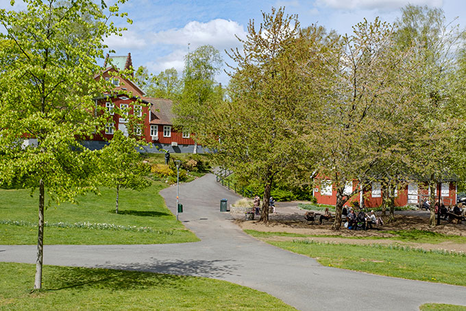 hus-till-salu-hassleholm-djupadal-park-bjurfors.jpg