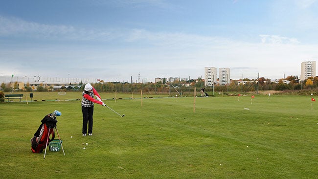 Golf på Årstafältet, när du köper lägenhet i Årsta har du naturen nära